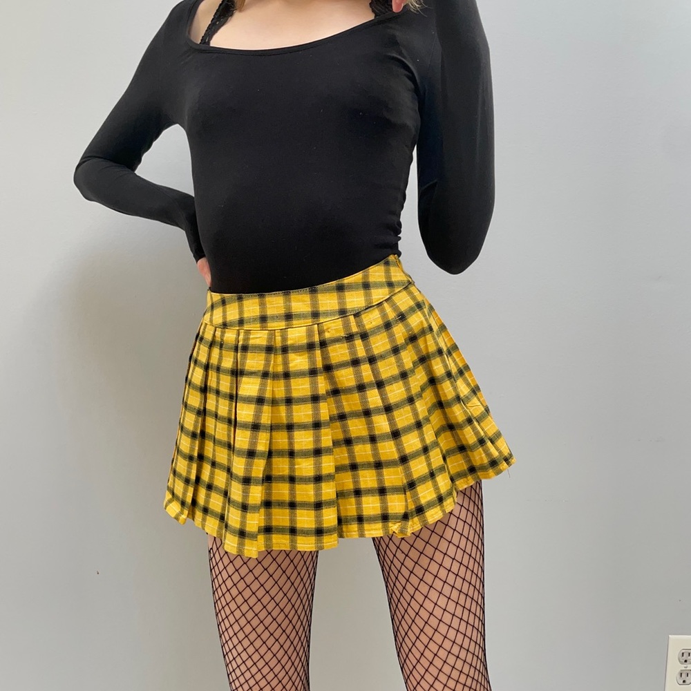 Dolls Kill yellow plaid pleated mini skirt